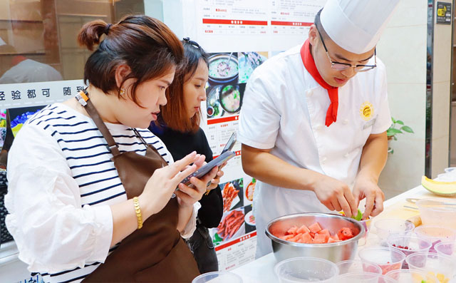 ���c��Ӗ(x��n)�WУ